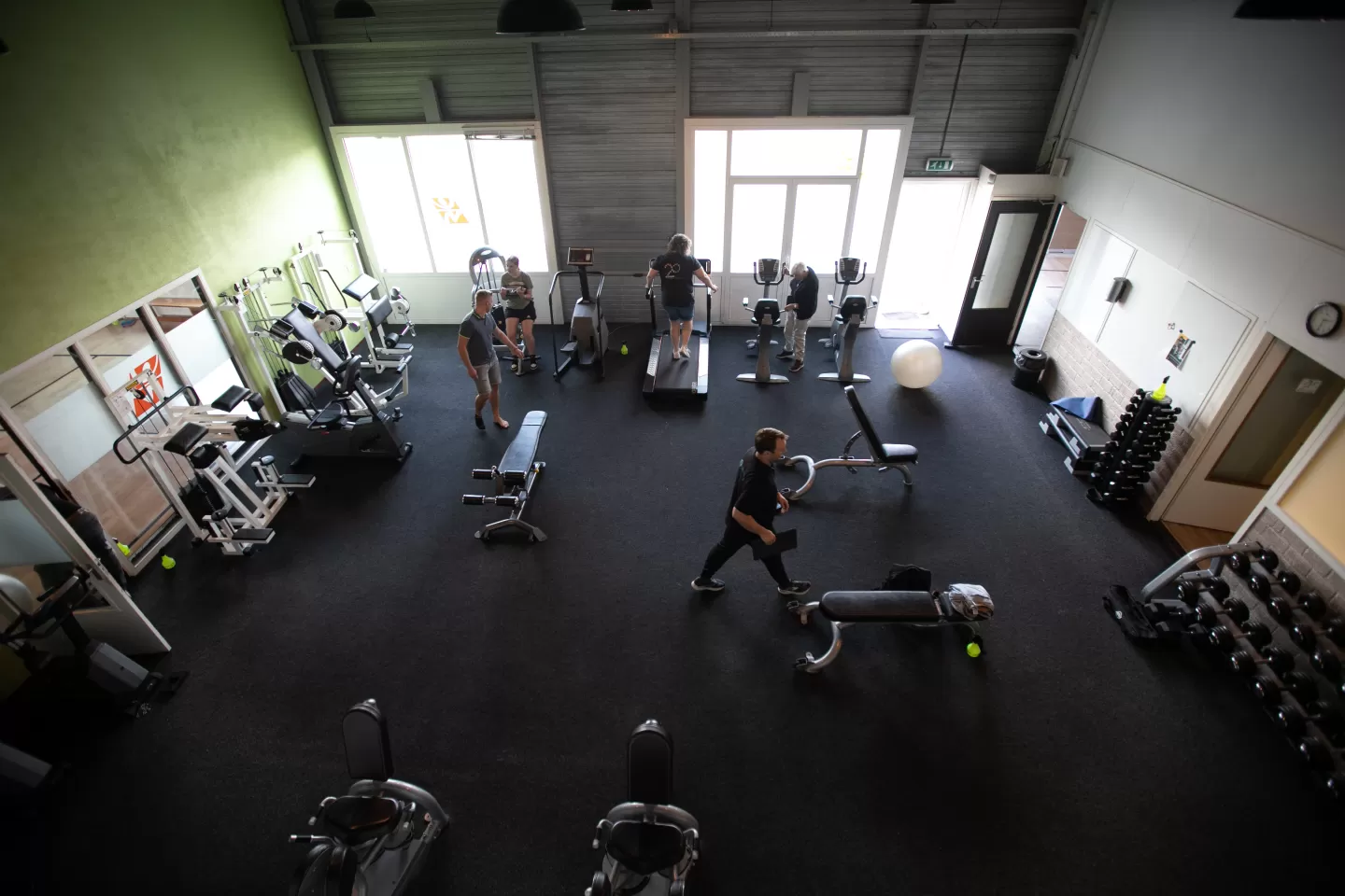 Overzicht van de fitnesszaal